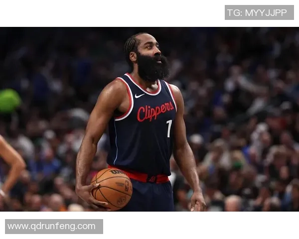 哈登领衔快船胜勇士锁定西部第五库里虽砍36分难救主